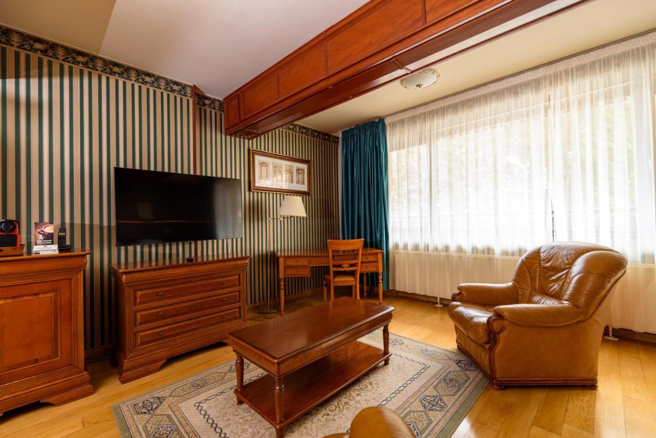 Boutique Hotel Casa Emil 포이아나브라소프 외부 사진