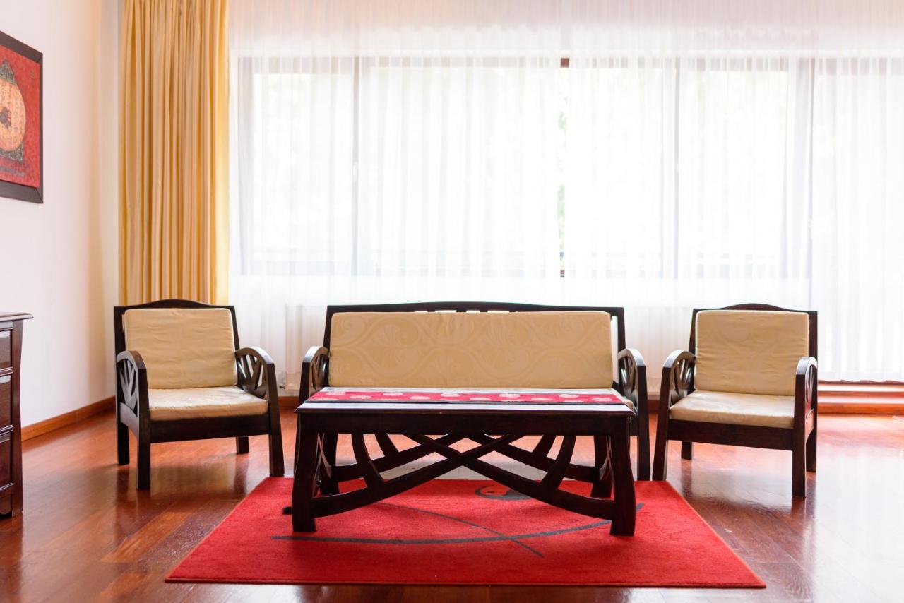 Boutique Hotel Casa Emil 포이아나브라소프 외부 사진