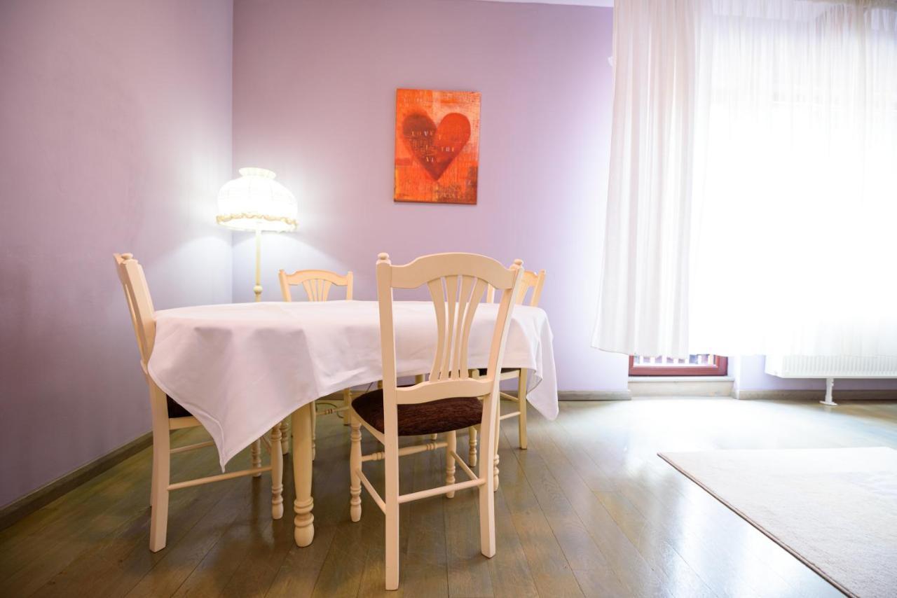Boutique Hotel Casa Emil 포이아나브라소프 외부 사진