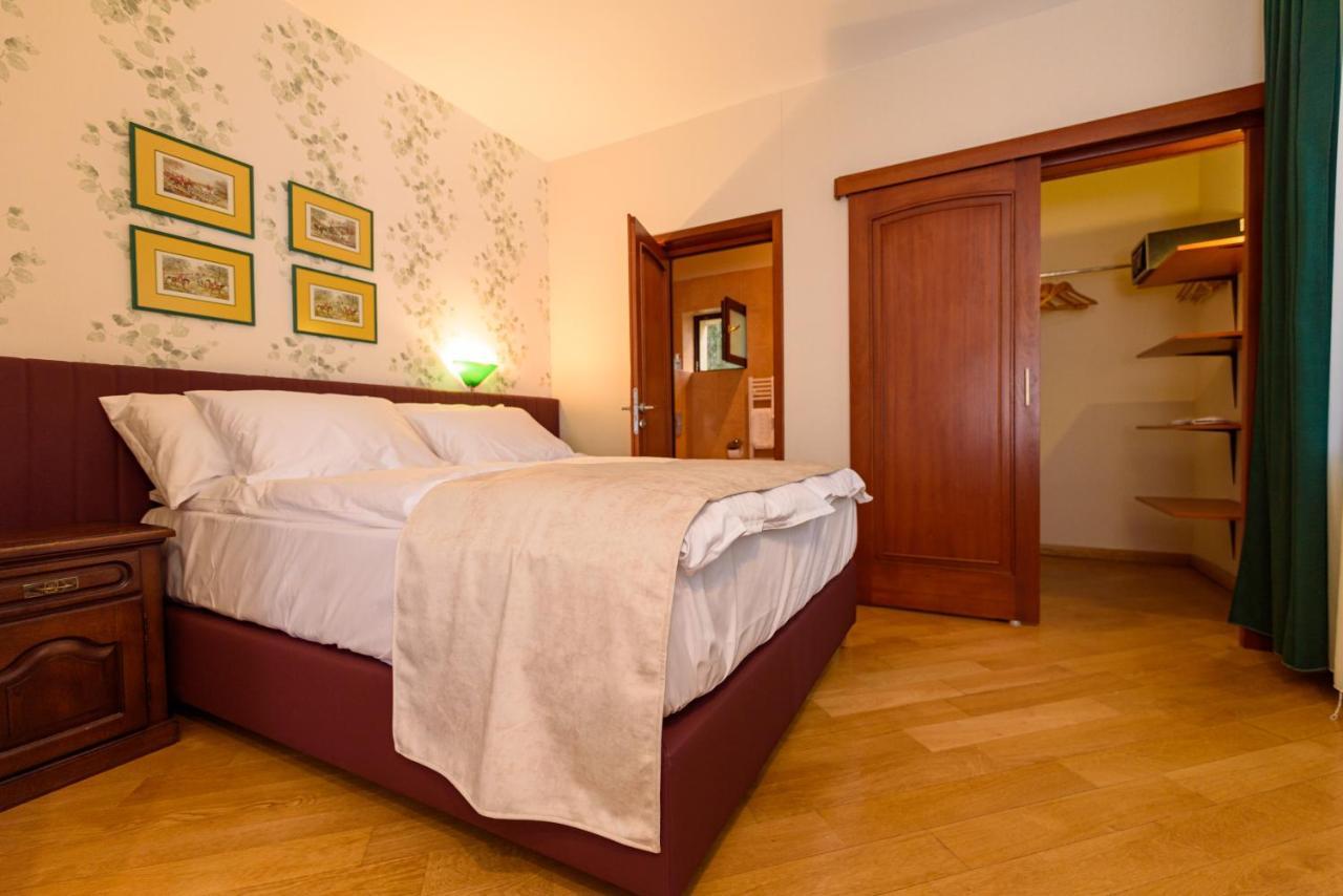 Boutique Hotel Casa Emil 포이아나브라소프 외부 사진