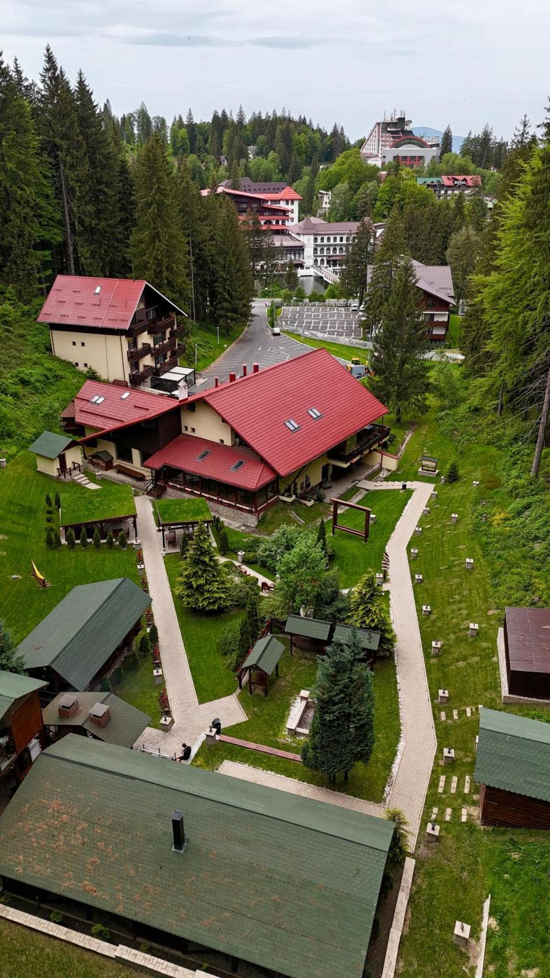 Boutique Hotel Casa Emil 포이아나브라소프 외부 사진